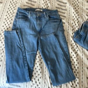 721 High Rise Skinny Jean light wash